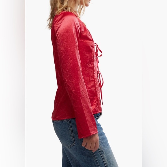 Free People Star Eyes Red Satin Front Tie Crinkle Top Blouse NWT XL - Picture 3 of 8